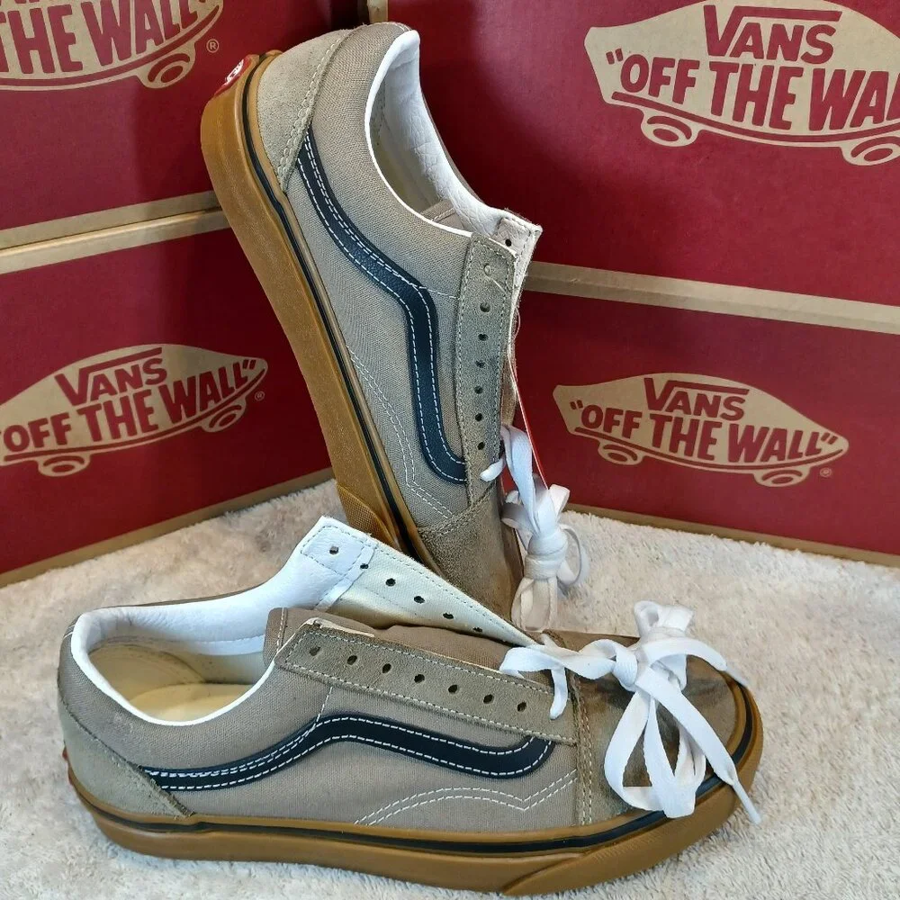 Vans Men's 6.5/Womens 8 Old Skool Gum Timber Wolf/Black VN0A5KRFA9M